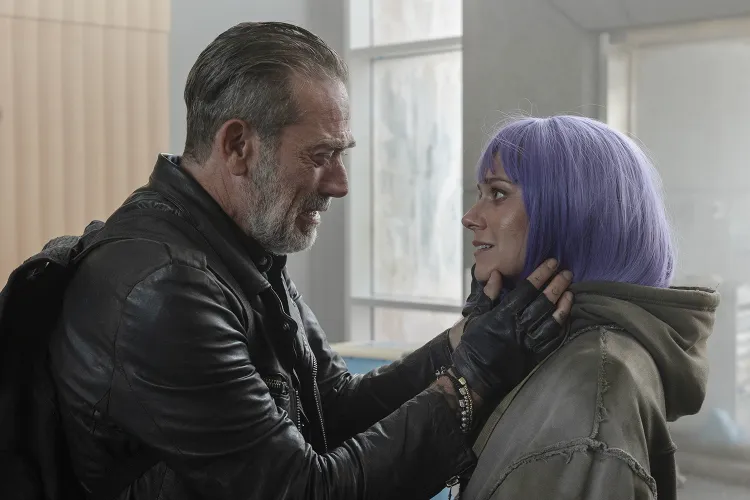 Jeffrey Dean Morgan and Hilarie Burton on season two of "The Walking Dead: Dead City."