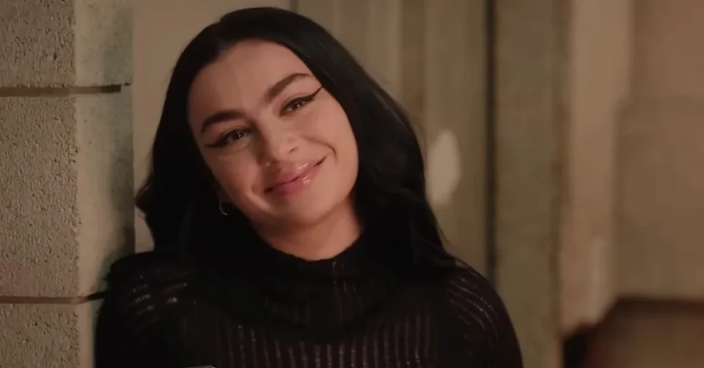 Charli XCX, Scene of 'The Moment'
