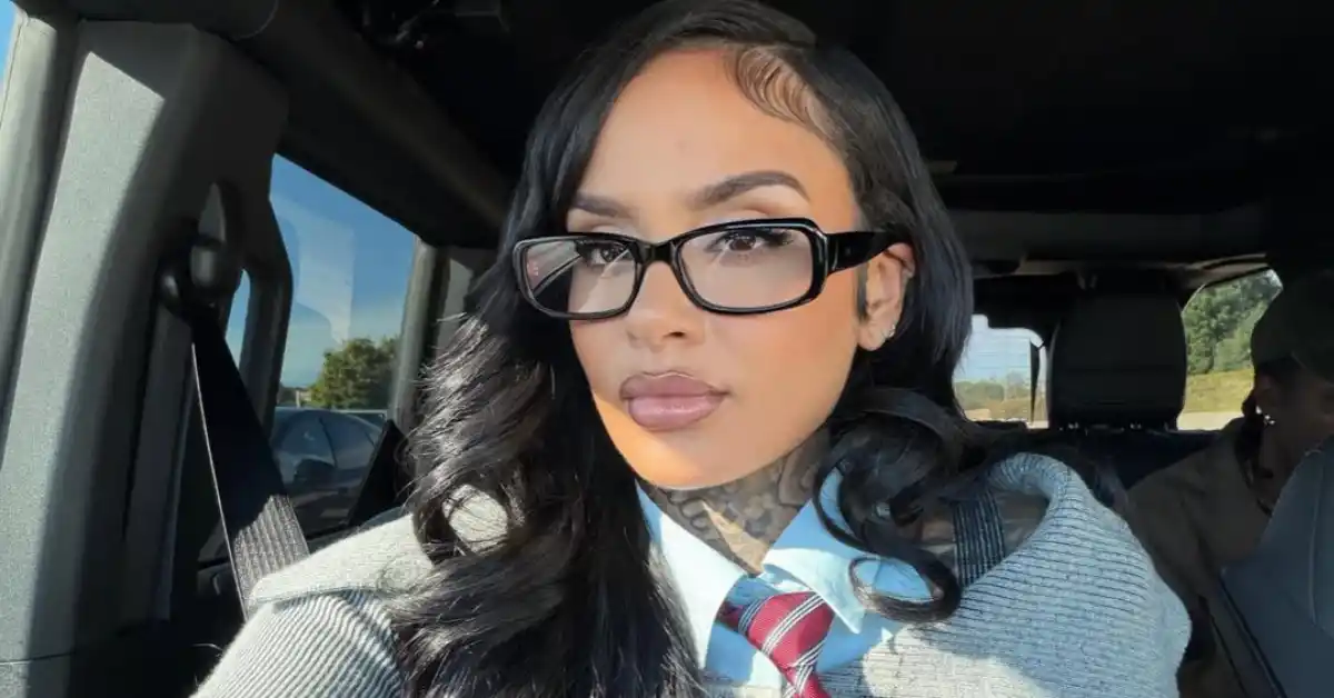 Kehlani Selfie.
