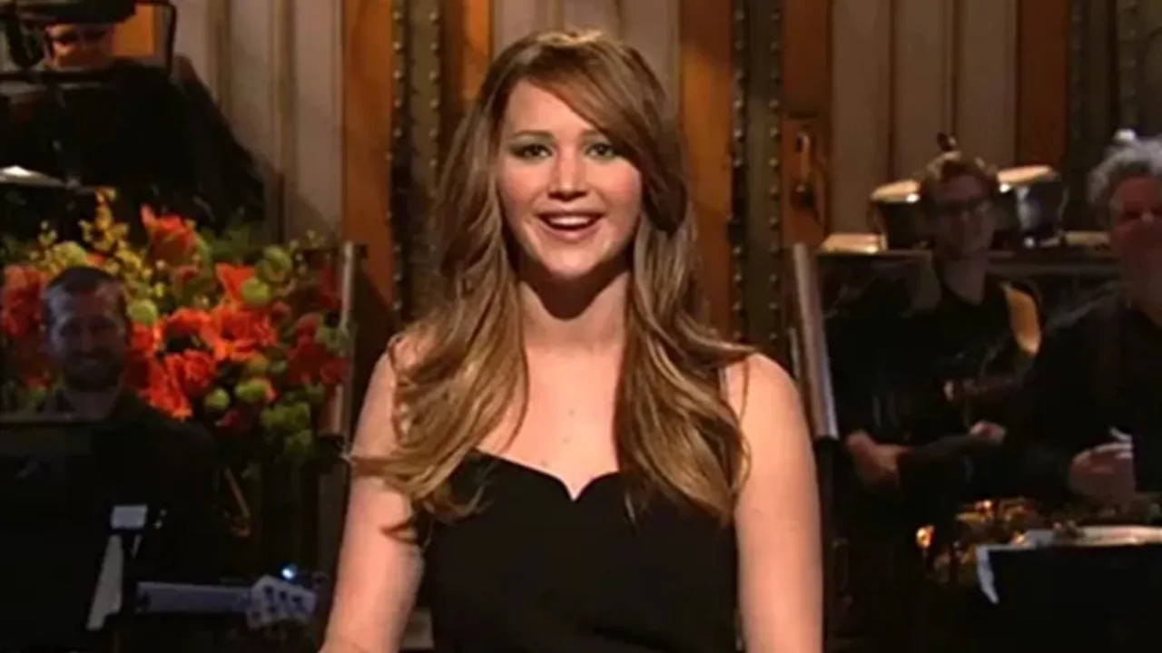 Jennifer Lawrence Says She Blew Her ‘SNL’ Hosting Gig — And It Wasn’t Just the Walking Pneumonia 1 Jennifer Lawrence on 'SNL' in 2013.