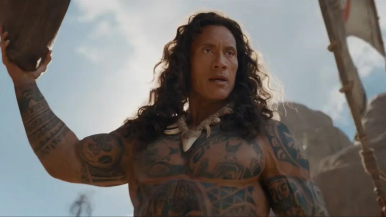 Dwayne Johnson’s Maui Look in ‘Moana’ Live-Action Has Fans Talking — But Will It Actually Work? 1 'Moana' Live-Action Trailer Reveals Dwayne Johnson's Full Look as Maui.