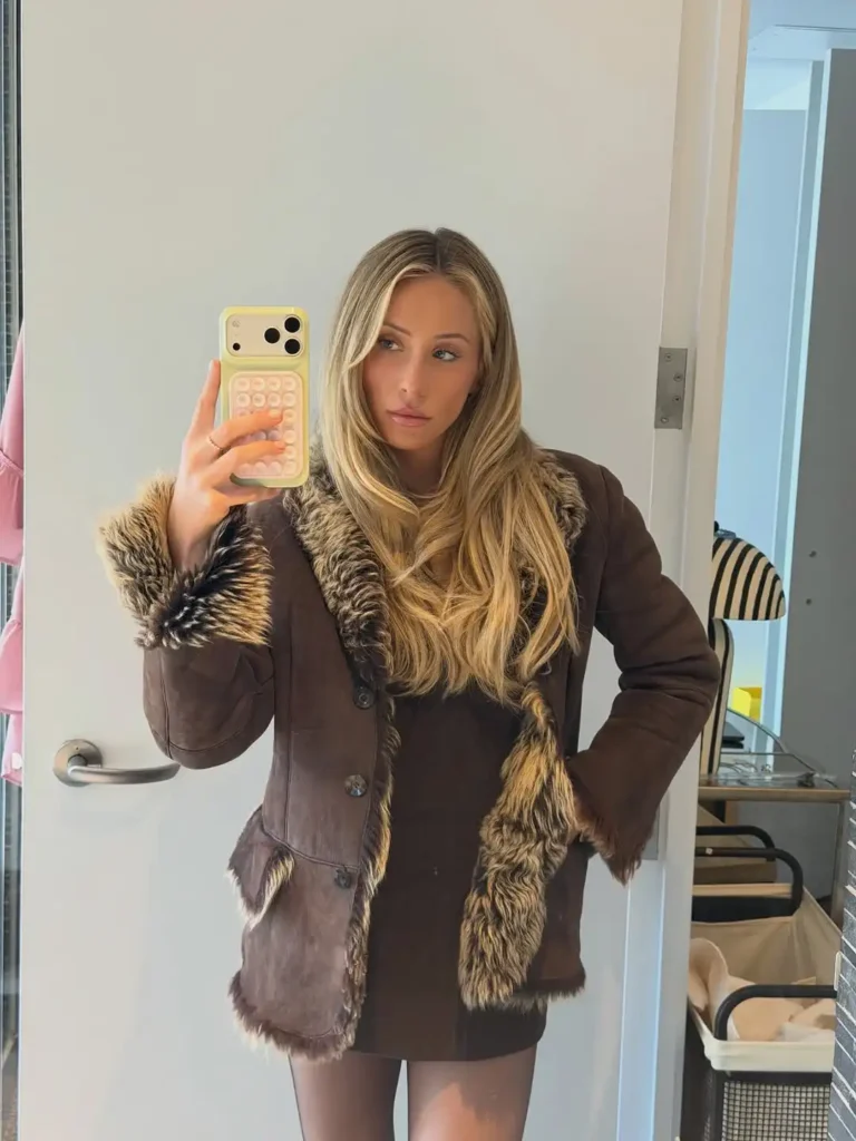 Alex Cooper and Alix Earle Feud: Truth Comes Out Over 'Fake Drama' Allegations 4 Alix Earle selfie post Instagram.