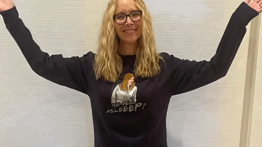 'Friends' Star Lisa Kudrow Says New Sitcoms Avoid Risky Humor 2 Lisa Kudrow